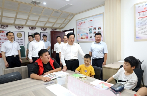 省人大常委会领导来连开展法律援助立法调研